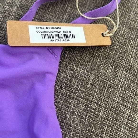 Skims Micro Thong & Crossover Triangle Bralette Set - Picture 5 of 6